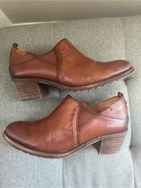 PIKOLINOS Baqueira Cognac Brown Leather Block Heel Western Cowgirl Ankle Boots